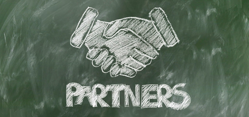 Wilson<sup>®</sup> Accredited Training Partners: Many Hands Make Effective Work